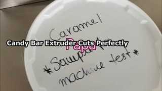 Papa popolare estrusore per barrette di caramello al caramello P308 con taglierina a ultrasuoni in vendita